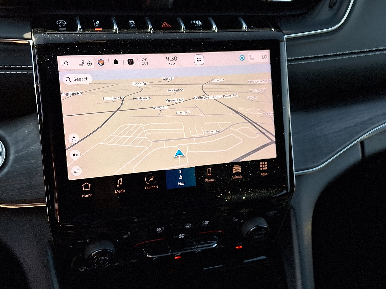 Used 2023 Jeep Grand Cherokee Overland w/ Luxury Tech Group IV image 17