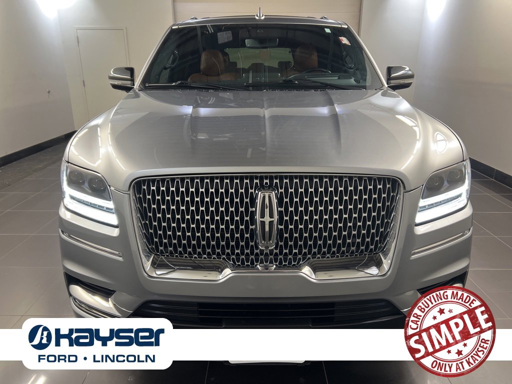 Used 2020 Lincoln Navigator Reserve w/ Luxury Package image 2
