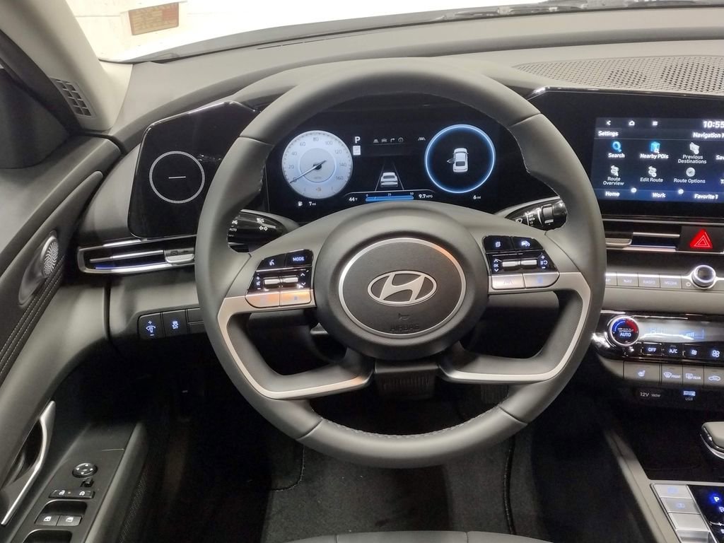New 2026 Hyundai Elantra Limited image 35