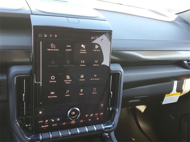 New 2026 GMC Yukon XL AT4 image 17