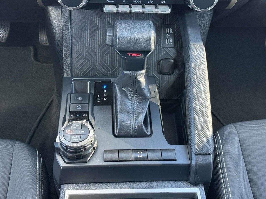 Used 2024 Toyota Tacoma TRD Off-Road image 6