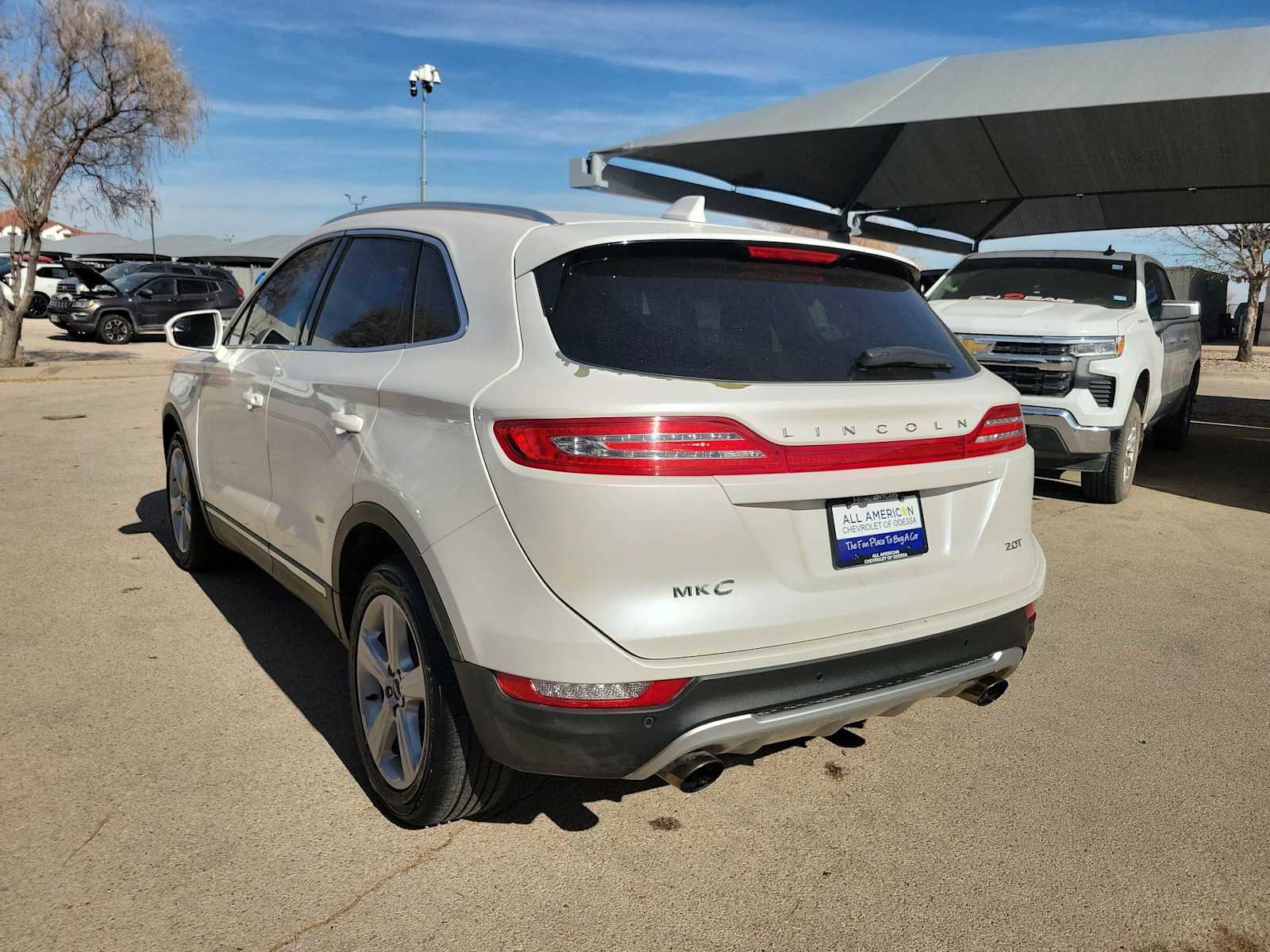 Used 2017 Lincoln MKC Premiere image 4