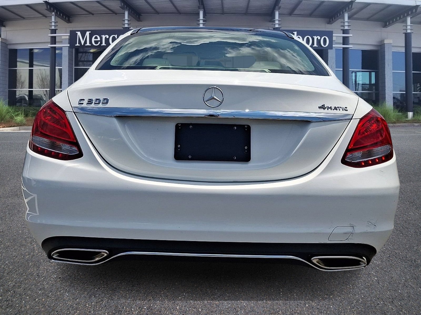 Used 2016 Mercedes-Benz C 300 4MATIC Sedan image 5