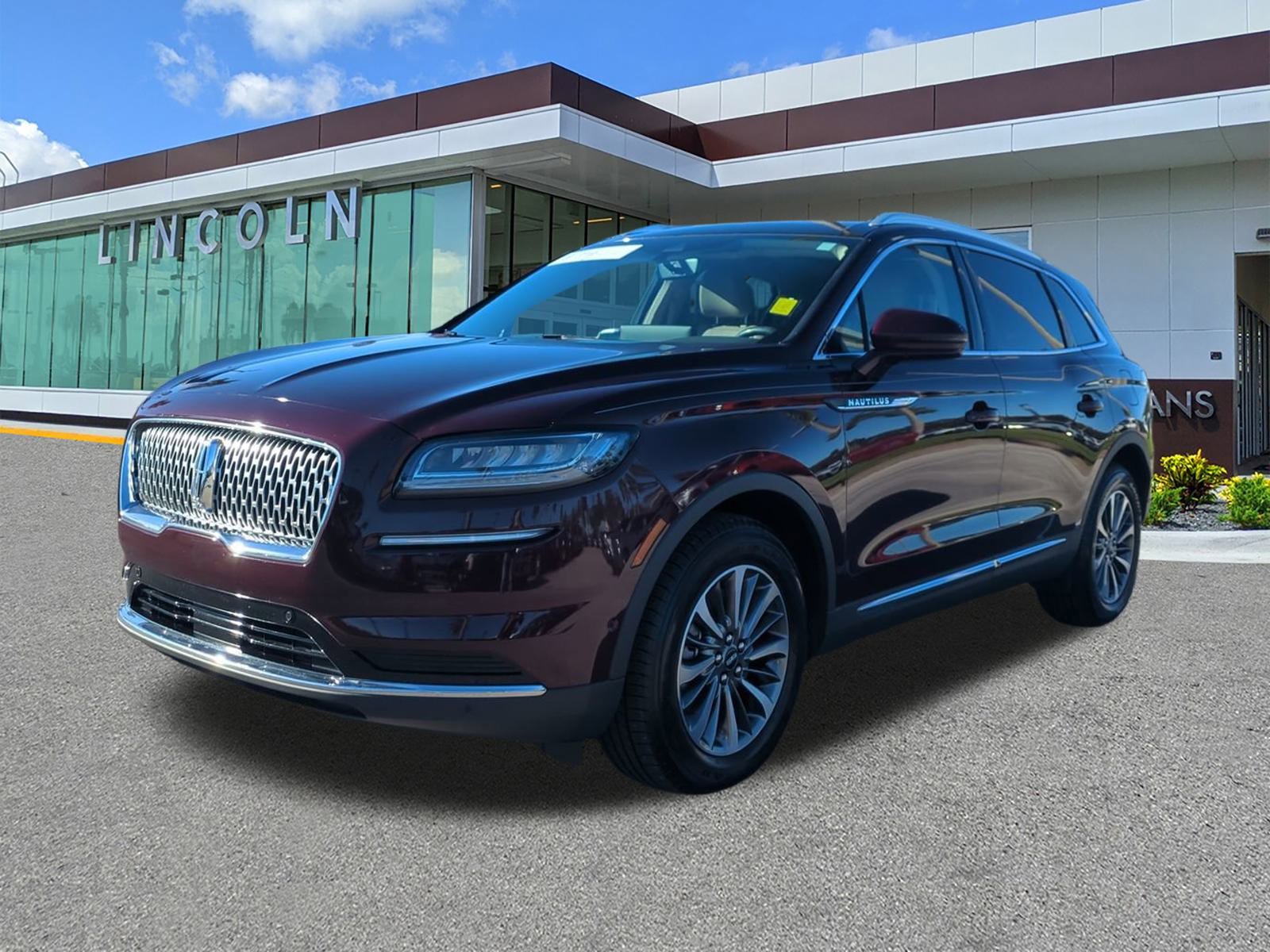 Certified 2022 Lincoln Nautilus Reserve image 9