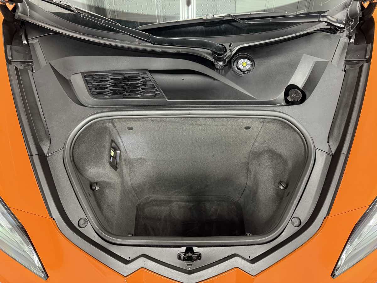 Used 2023 Chevrolet Corvette Stingray Premium Conv w/ 3LT image 32