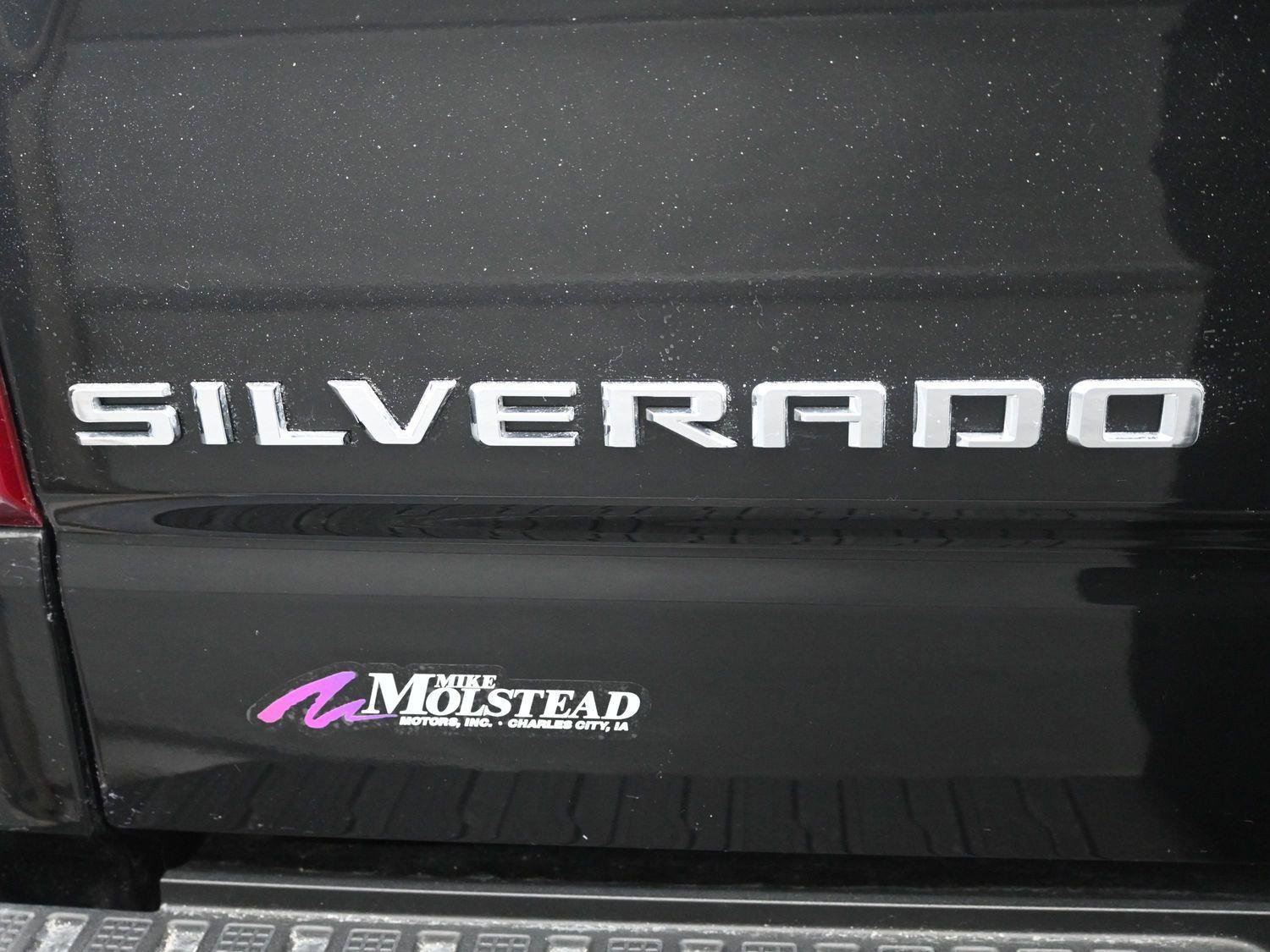 Used 2021 Chevrolet Silverado 1500 High Country image 18