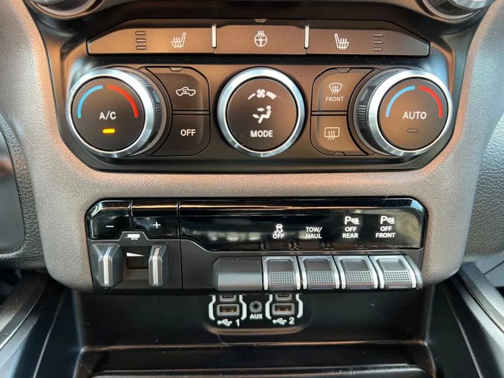 Used 2020 RAM 1500 Rebel w/ Level 2 Equipment Group AWD/4WD image 40