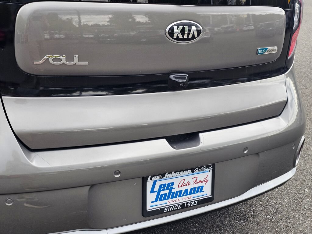 Used 2016 Kia Soul EV + w/ Paint Protection Film Package FWD image 23
