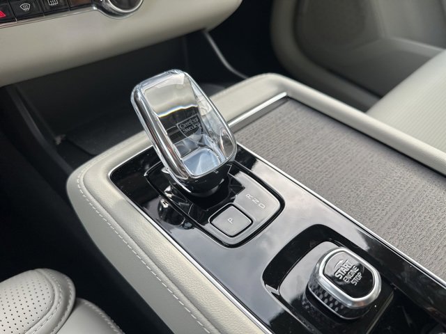 New 2026 Volvo XC90 B6 Ultra image 14