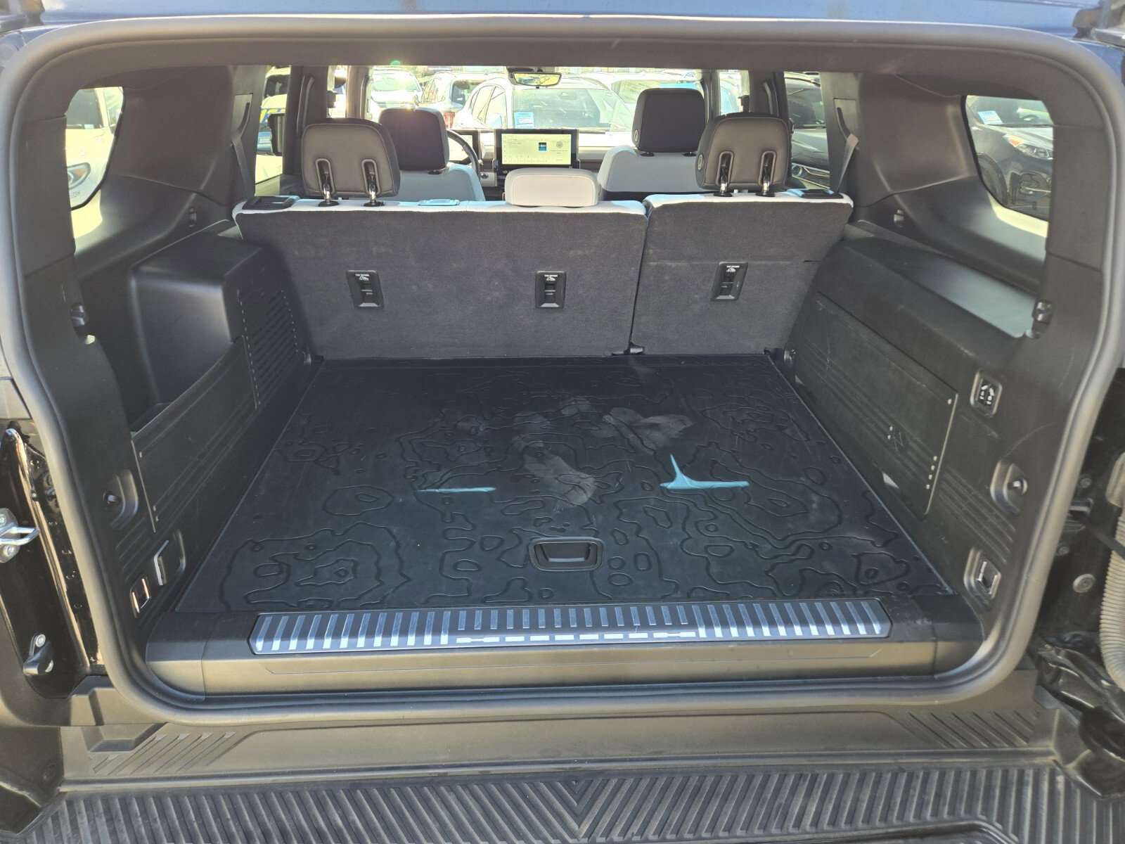 Used 2025 GMC Hummer EV 2X AWD/4WD image 13