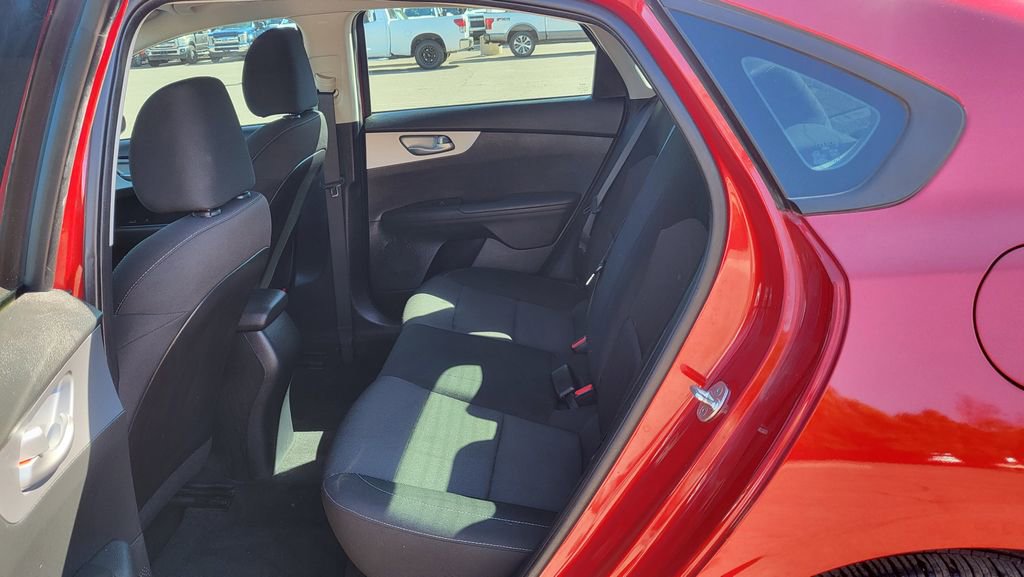 Used 2023 Kia Forte LXS image 21