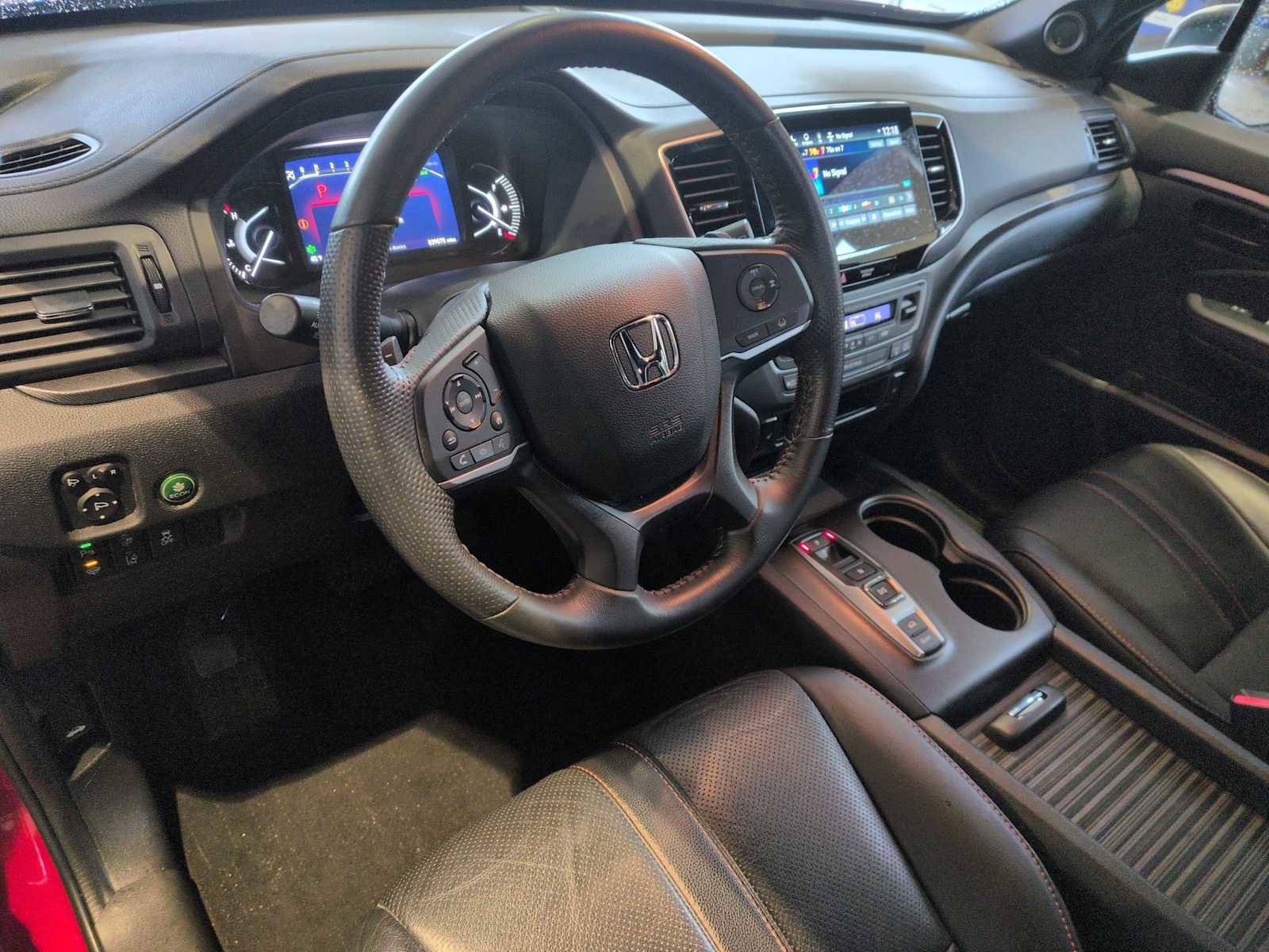 Certified 2023 Honda Passport TrailSport image 2