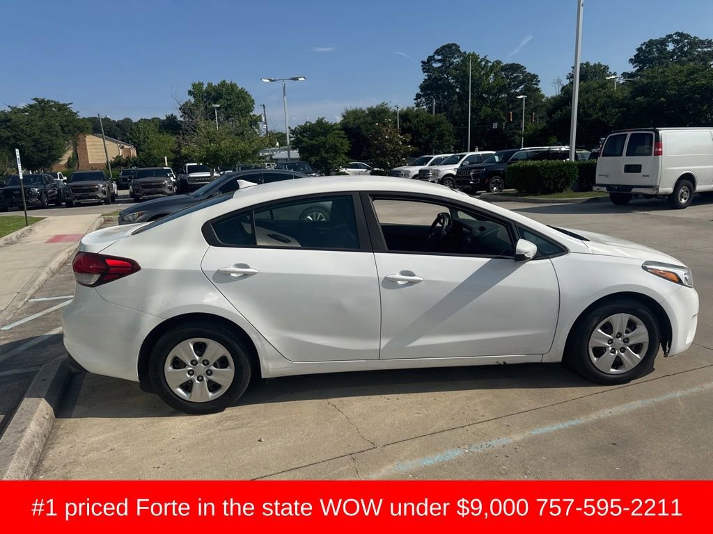 Used 2018 Kia Forte LX FWD image 4