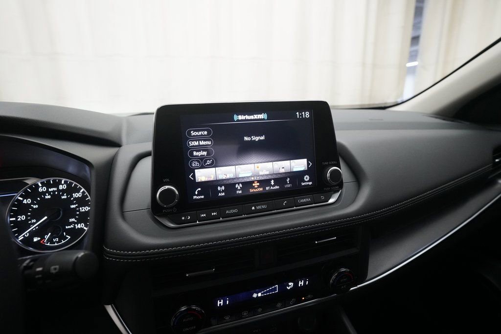 Certified 2024 Nissan Rogue SV image 7