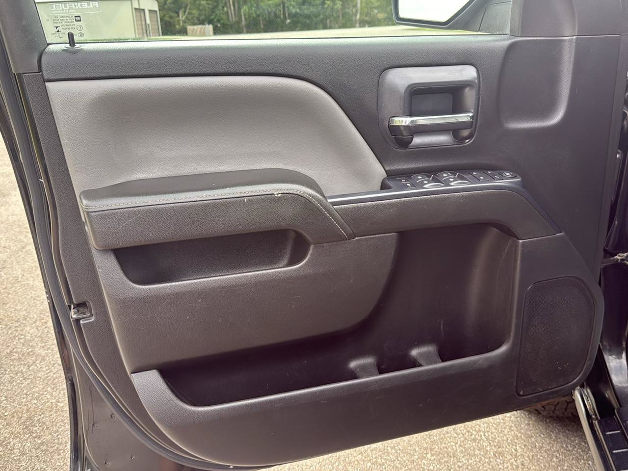 Used 2015 Chevrolet Silverado 1500 LS w/ Trailering Package AWD/4WD image 9