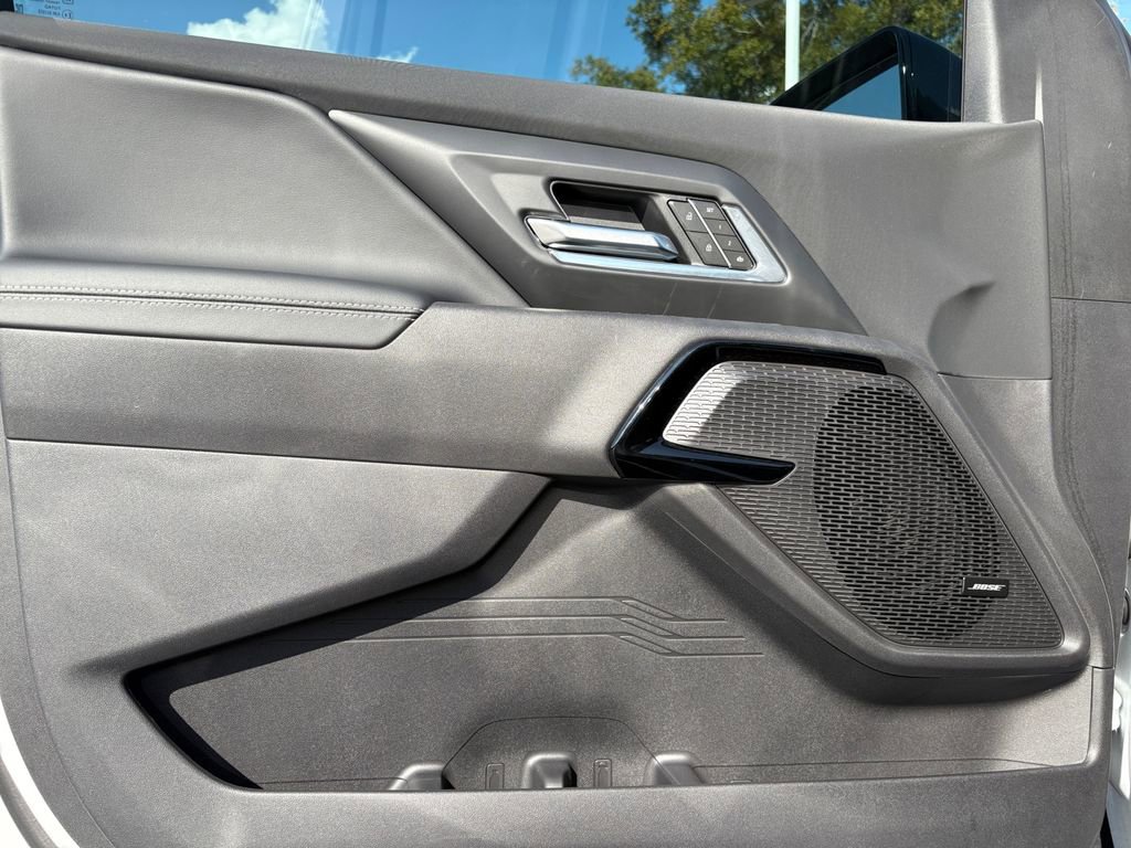 New 2025 Chevrolet Silverado EV LT image 13