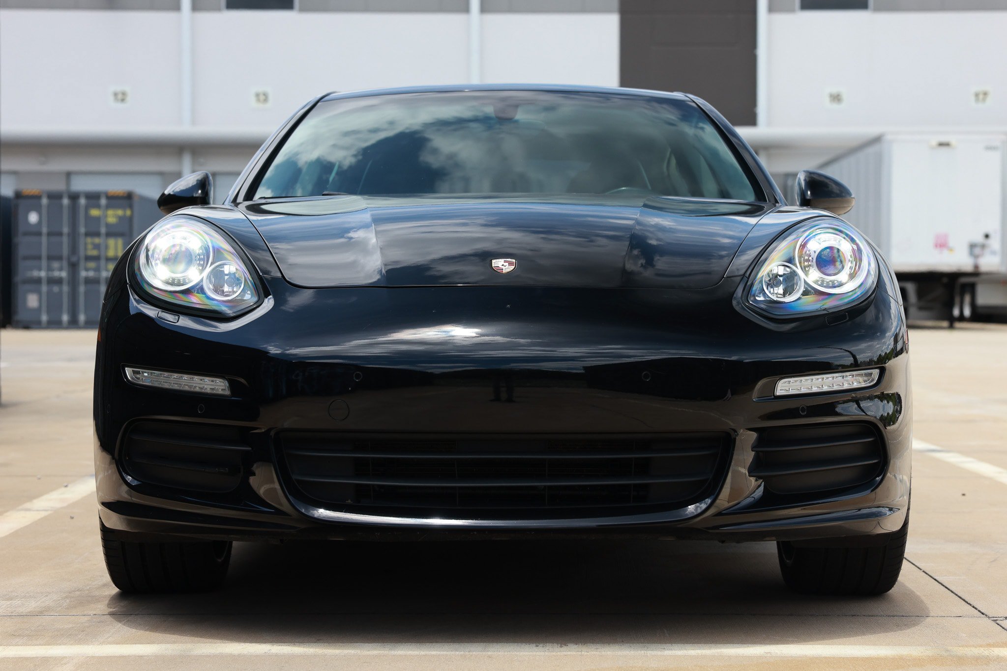 Used 2014 Porsche Panamera RWD image 23