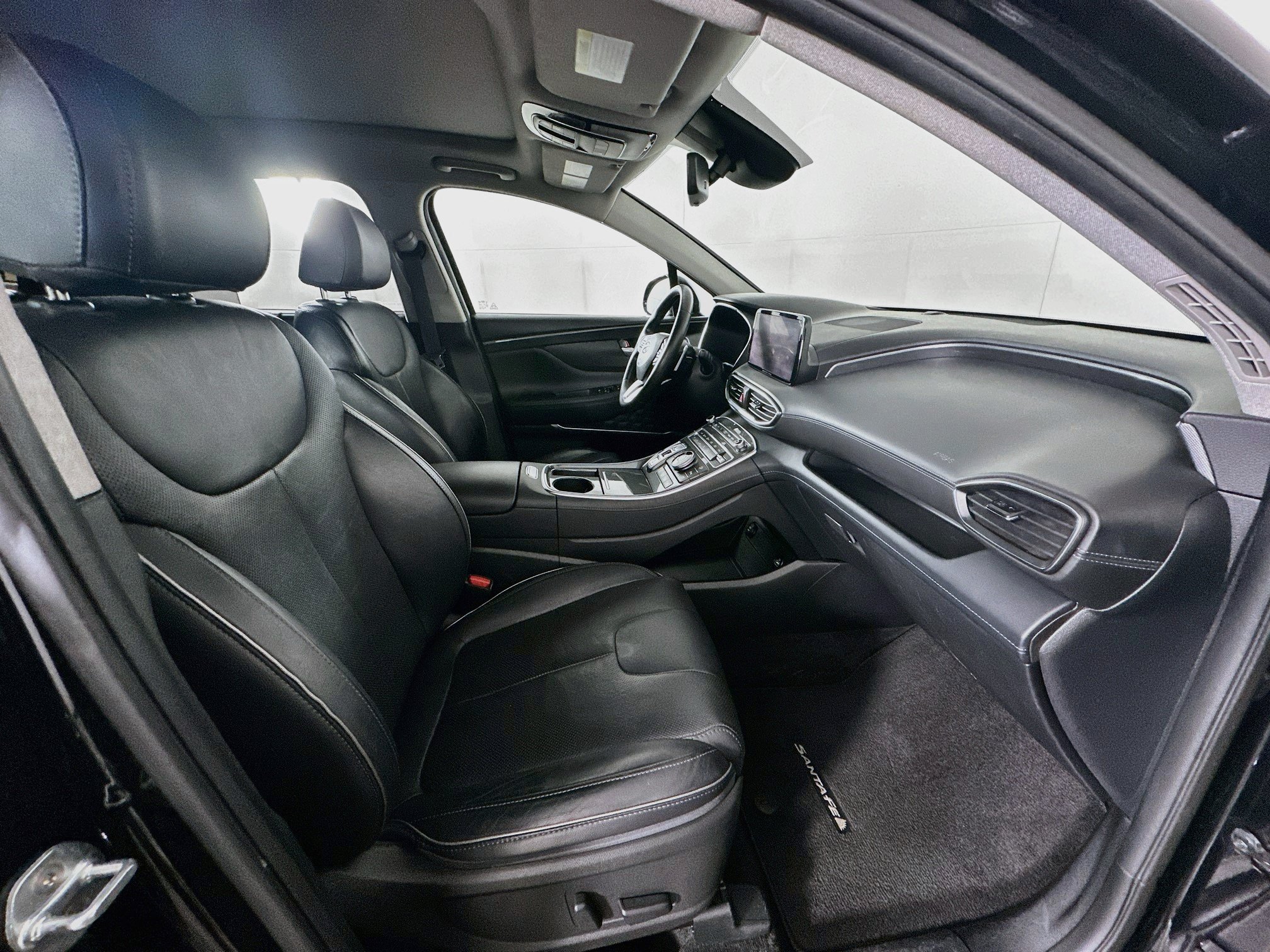 Used 2022 Hyundai Santa Fe Limited AWD/4WD image 31