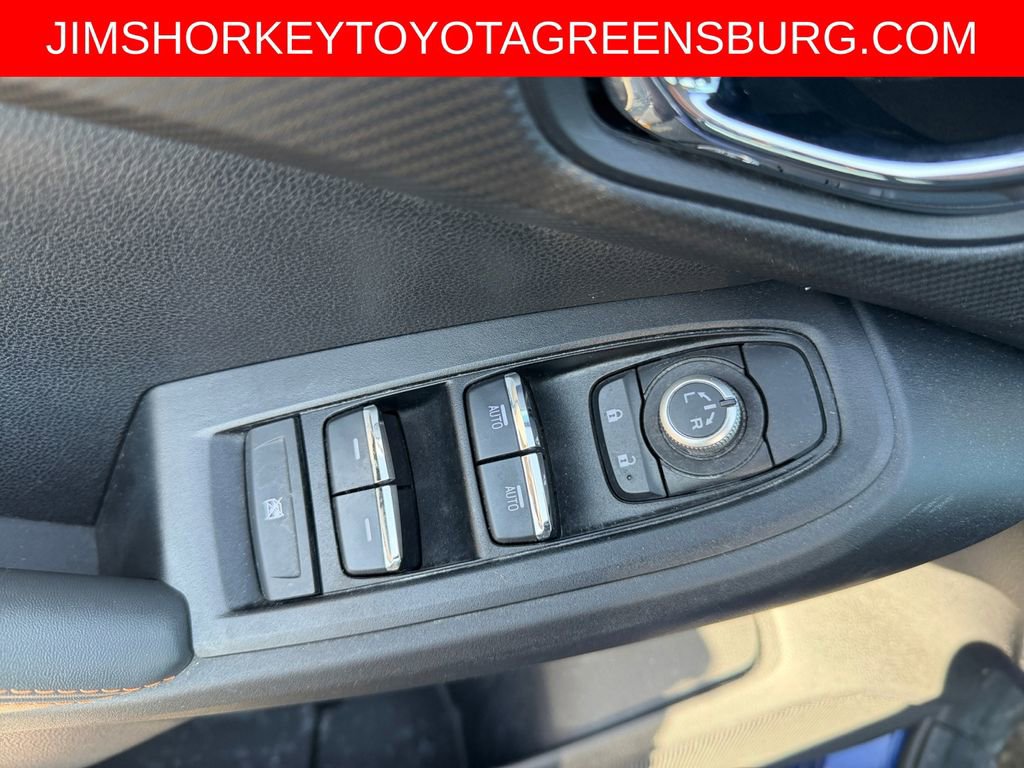 Used 2024 Subaru Crosstrek 2.5i Limited w/ Crosstrek Mirror Package AWD/4WD image 8