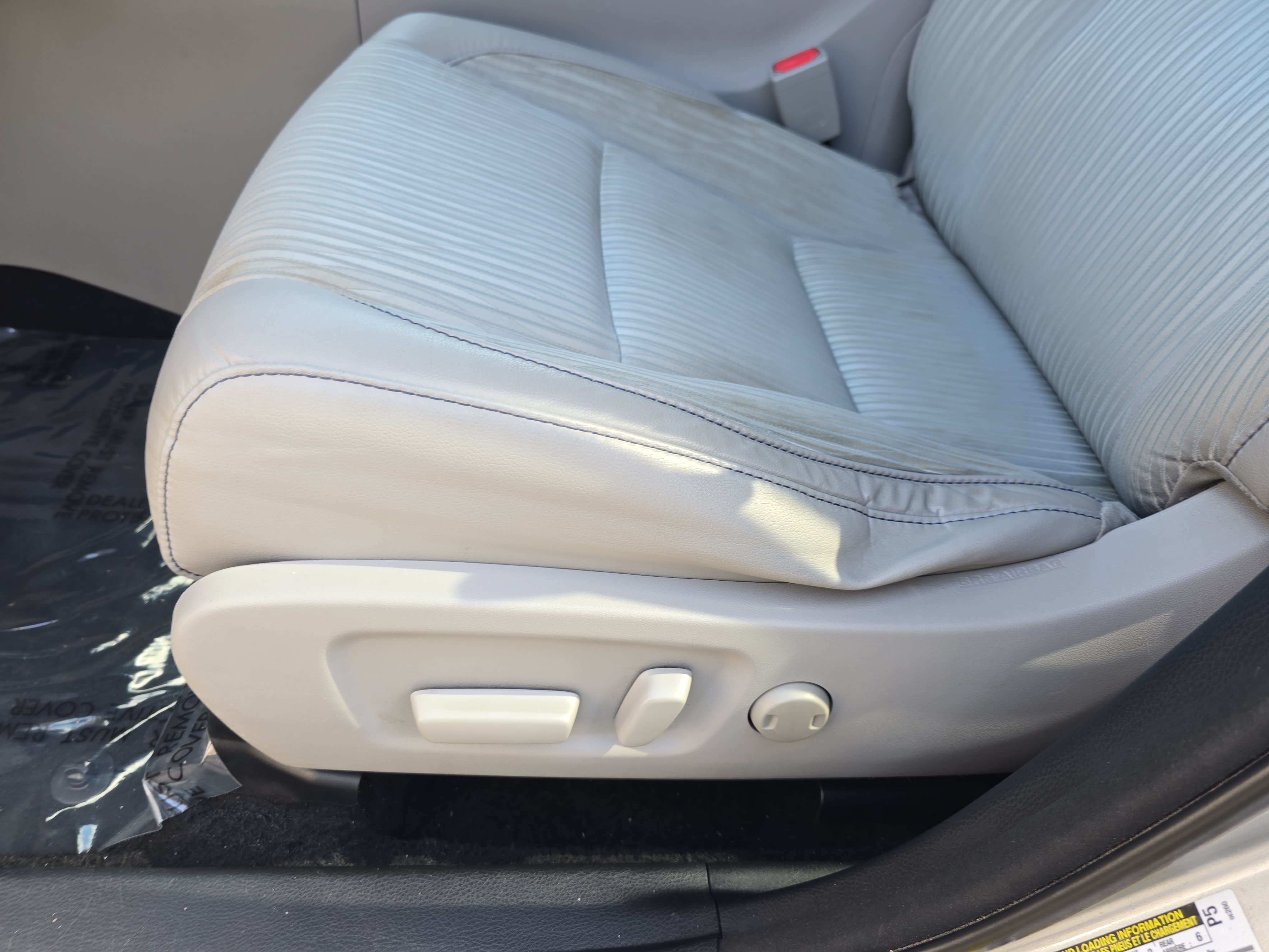 Used 2015 Toyota Highlander Plus FWD image 30