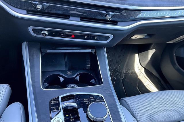 Used 2025 BMW X5 xDrive40i w/ Climate Comfort Package image 25