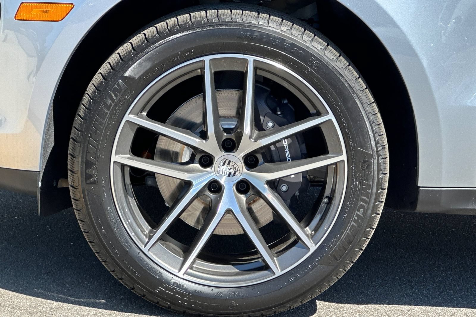 New 2026 Porsche Macan AWD/4WD image 45