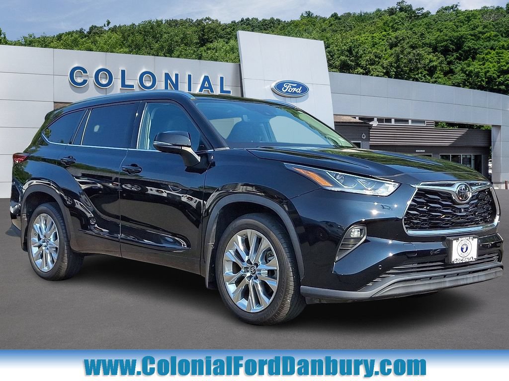 Used 2021 Toyota Highlander Limited AWD/4WD image 1