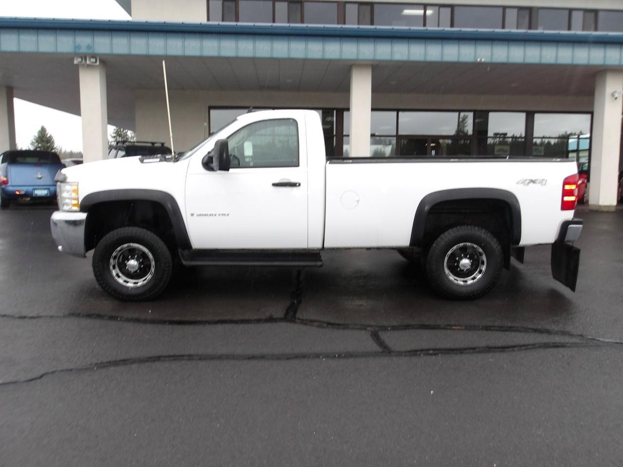 Used 2008 Chevrolet Silverado 3500 LT AWD/4WD image 2