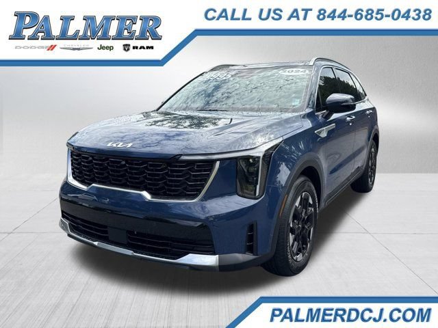 Used 2024 Kia Sorento S w/ Panoramic Sunroof Package