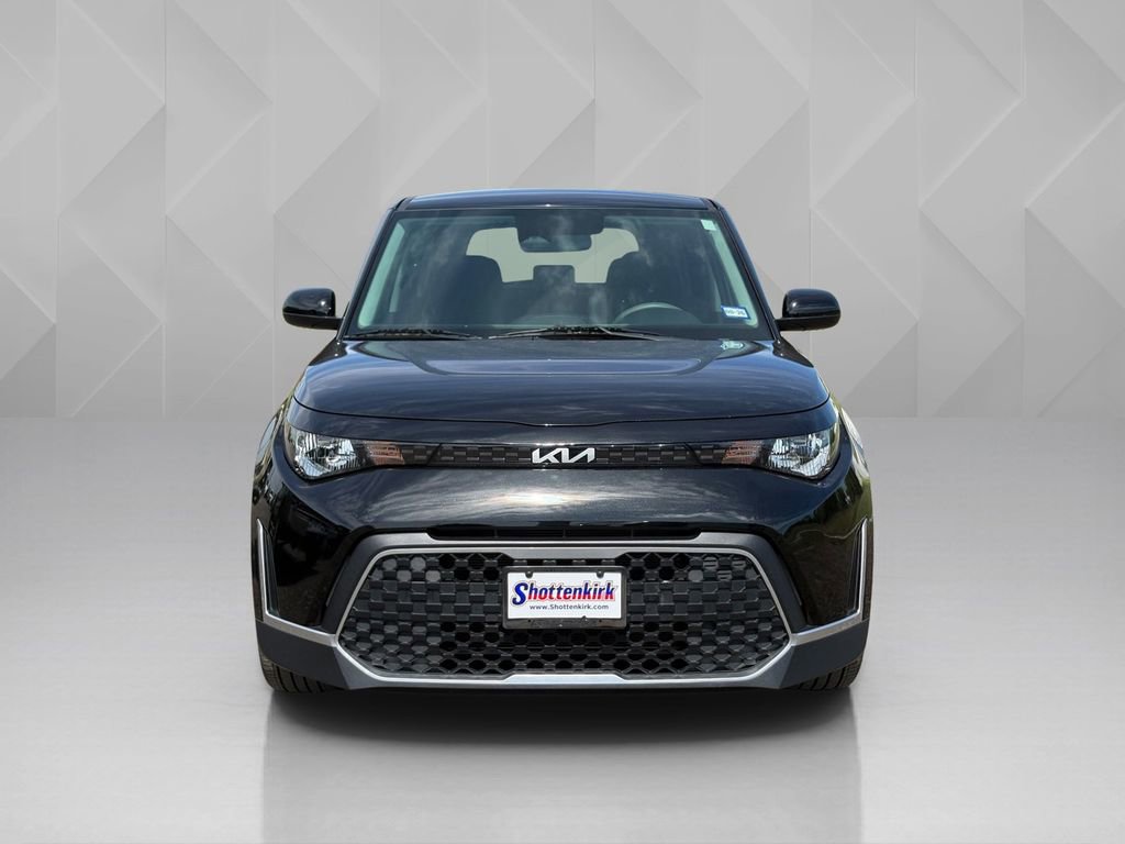 Used 2024 Kia Soul LX w/ Option Group 015 image 2