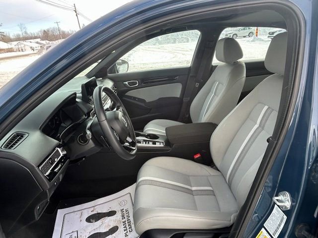 Used 2025 Honda Civic Sport image 8
