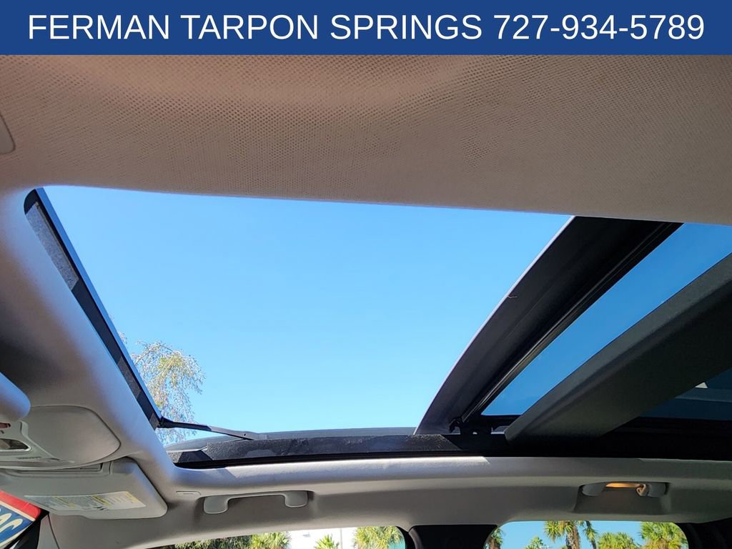 Used 2020 Jeep Renegade Latitude w/ Cold Weather Group image 7