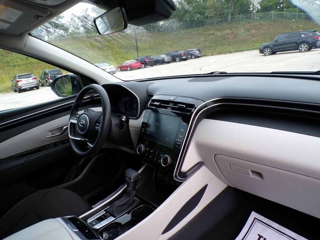 Used 2023 Hyundai Tucson SEL FWD image 12