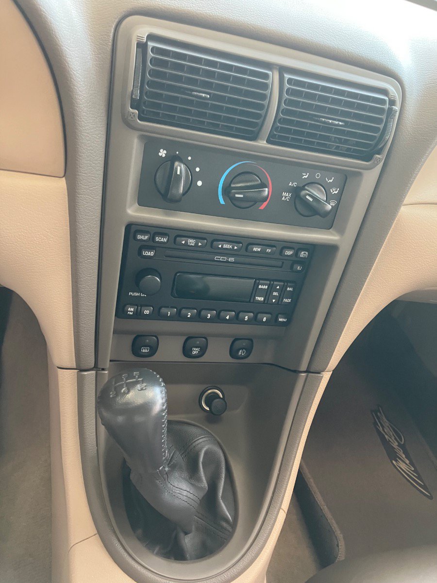 Used 2001 Ford Mustang Cobra RWD image 14