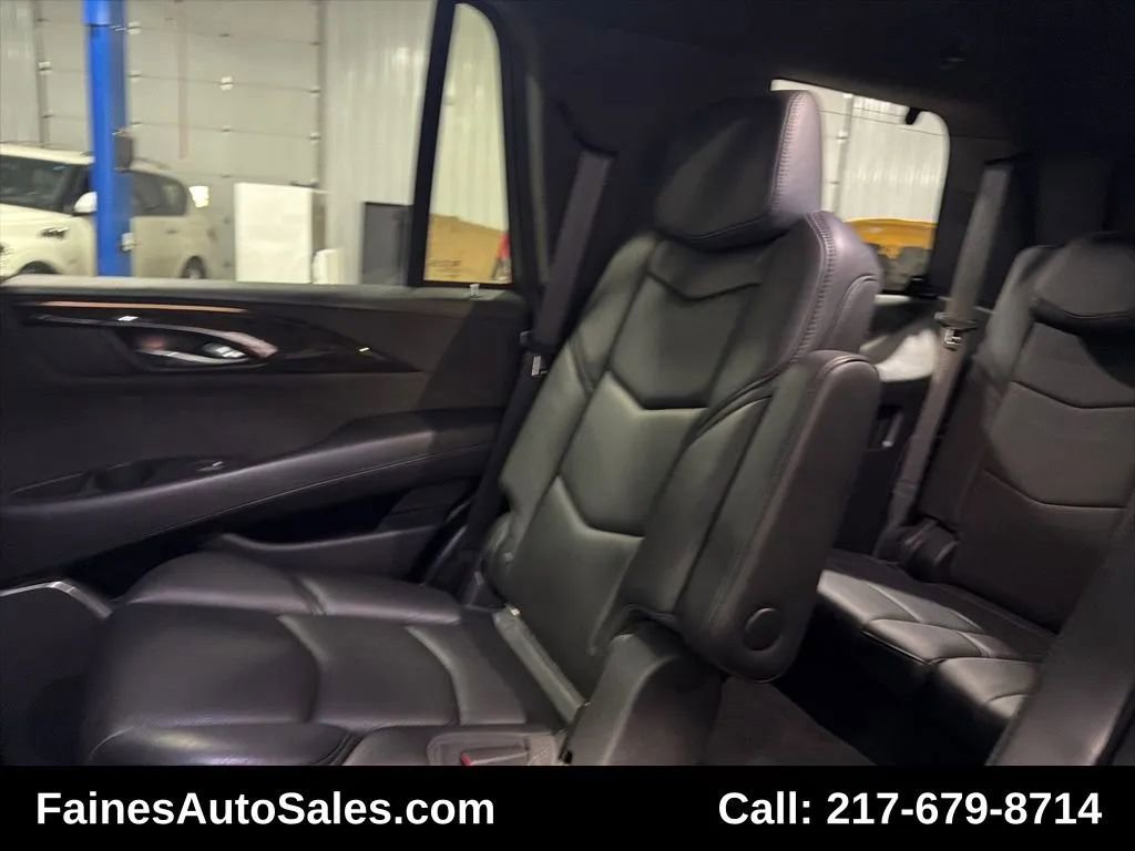 Used 2018 Cadillac Escalade Platinum image 45