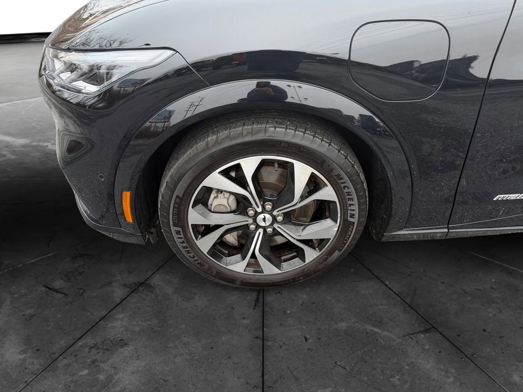 Used 2023 Ford Mustang Mach-E Premium image 14