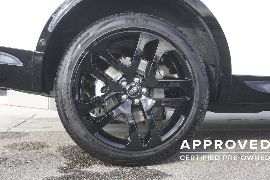 Used 2025 Land Rover Discovery Sport Dynamic SE image 34