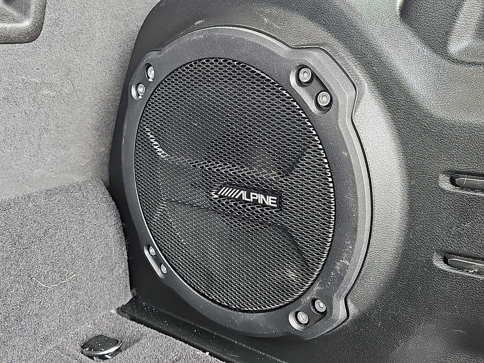 Used 2023 Jeep Wrangler Unlimited Rubicon 4xe w/ Cold Weather Group AWD/4WD image 31