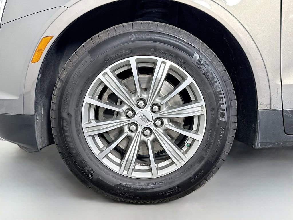 Used 2018 Cadillac XT5 Luxury w/ Driver Awareness Package image 33