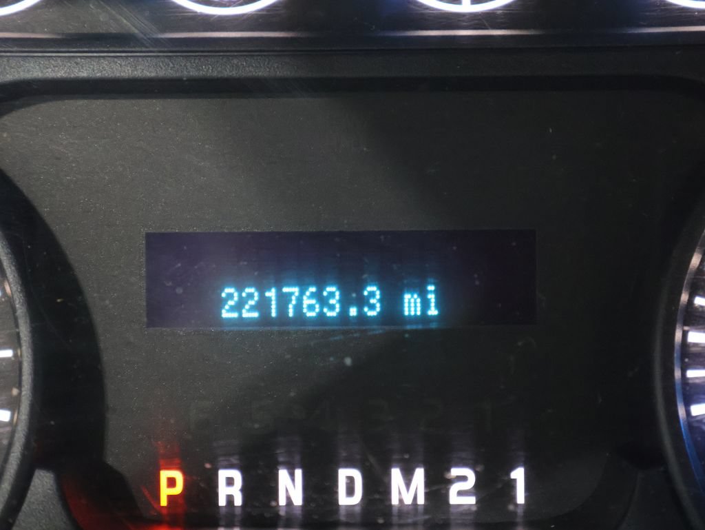 Used 2013 Ford F150 STX w/ Mid Equipment Group AWD/4WD image 4