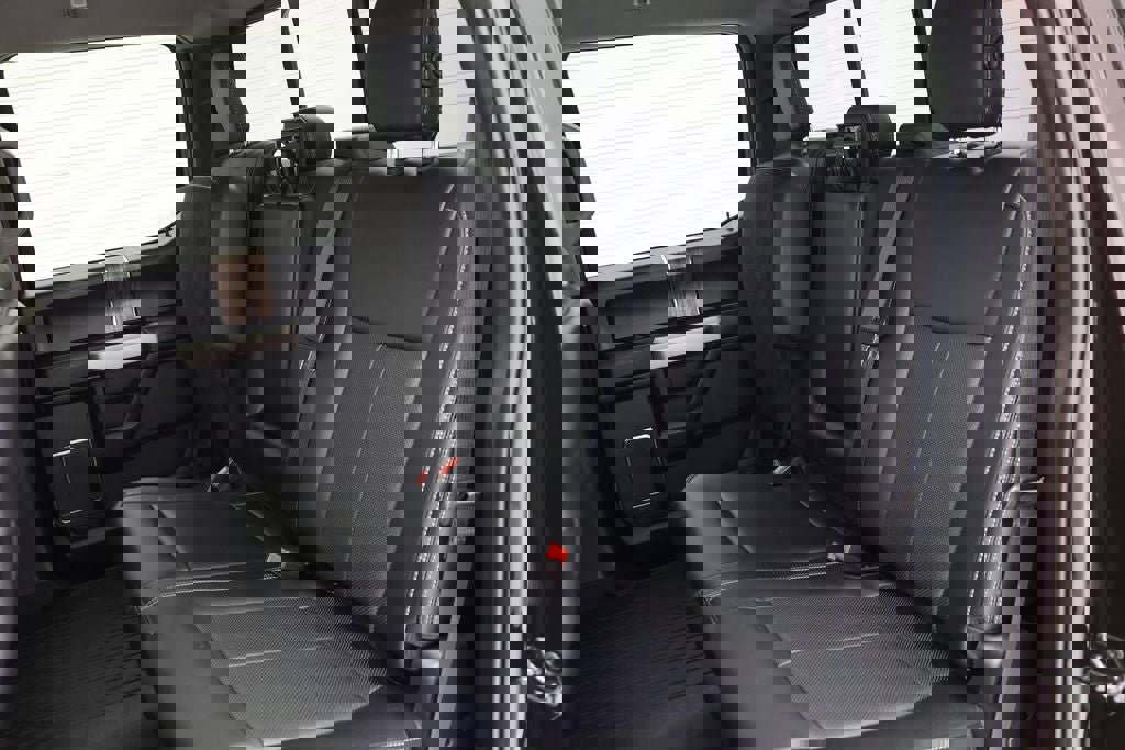 Used 2019 Ford F150 Lariat w/ Equipment Group 501A Mid image 15