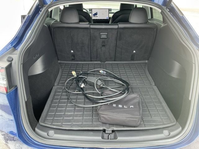 Used 2021 Tesla Model Y Long Range image 25