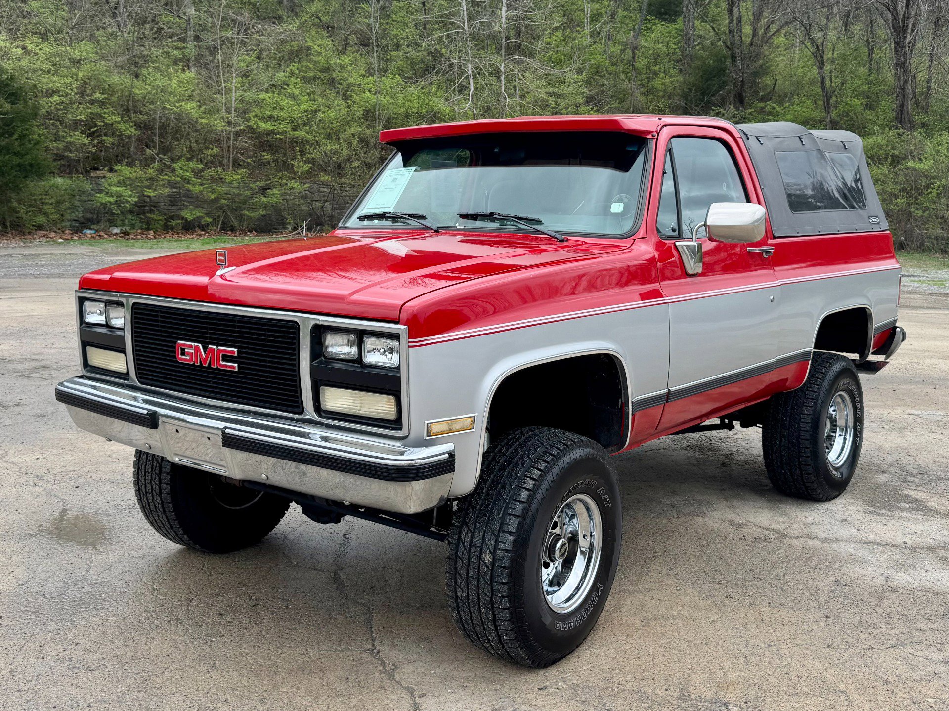 Used 1989 GMC Jimmy 4WD image 2