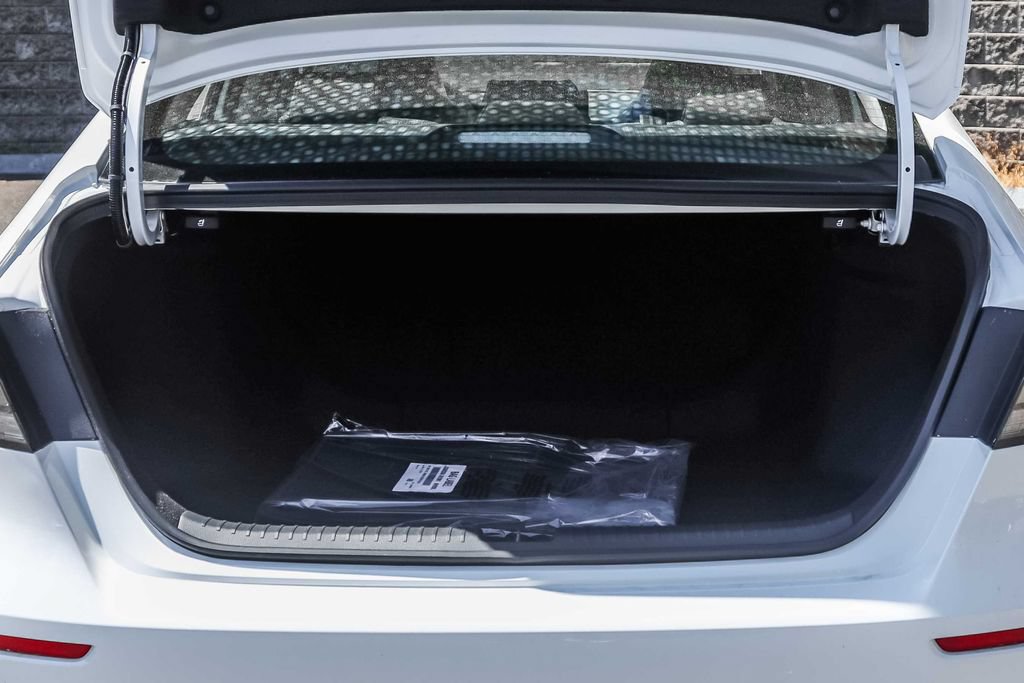 New 2026 Honda Accord SE image 9