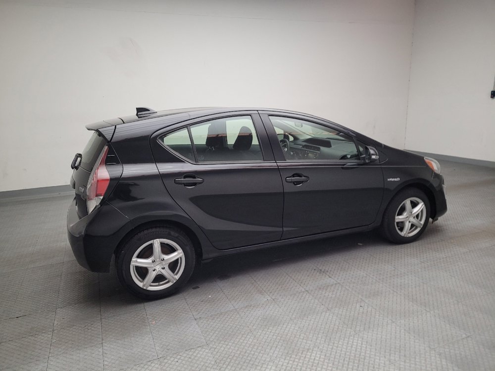 Used 2015 Toyota Prius C One image 10