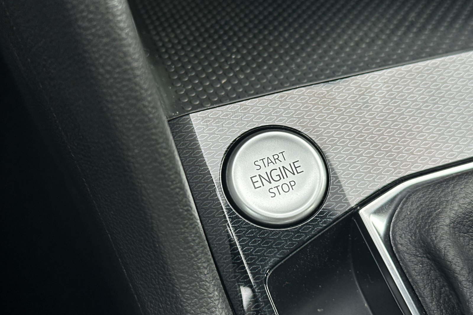 New 2027 Volkswagen Taos S FWD image 22