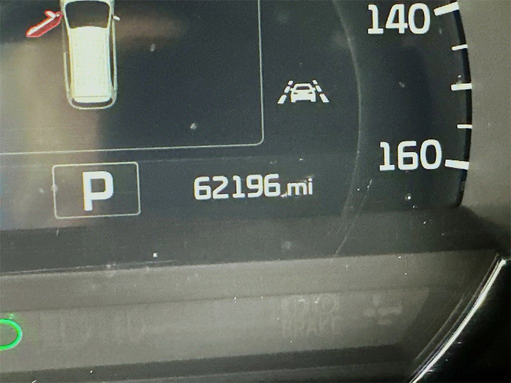 Used 2018 Kia Sorento SX image 35