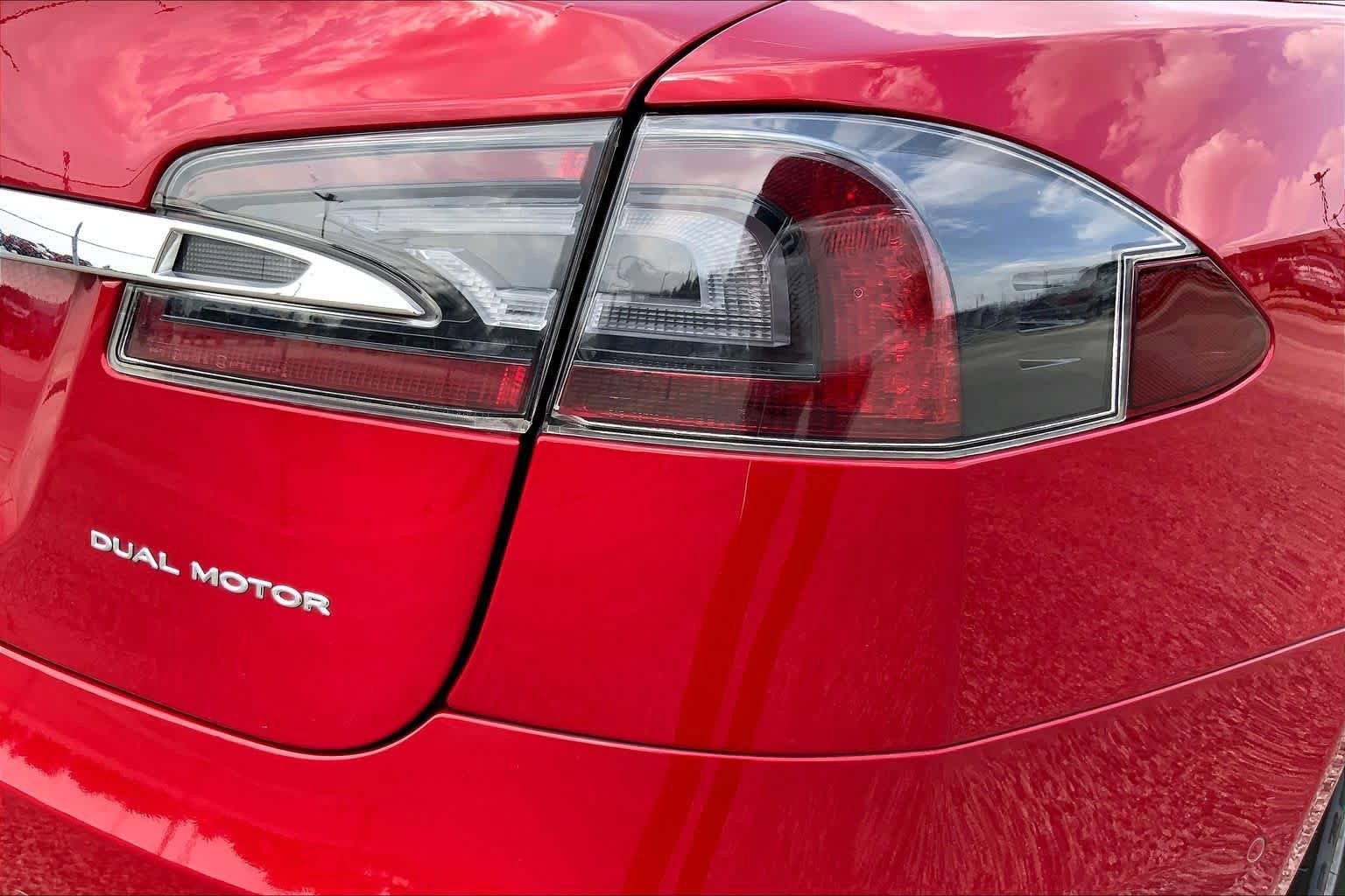 Used 2020 Tesla Model S Long Range Plus AWD/4WD image 29