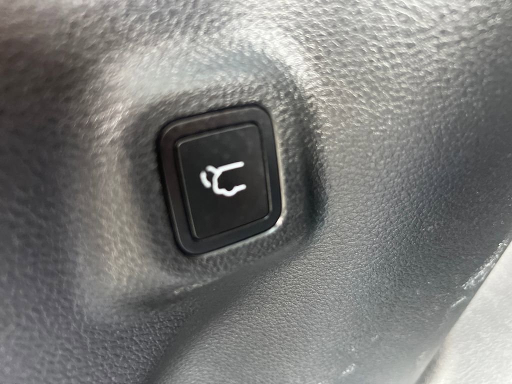 Used 2020 Jeep Compass Altitude image 16