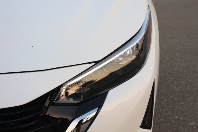 New 2025 Nissan Sentra SV w/ Lighting Package image 10